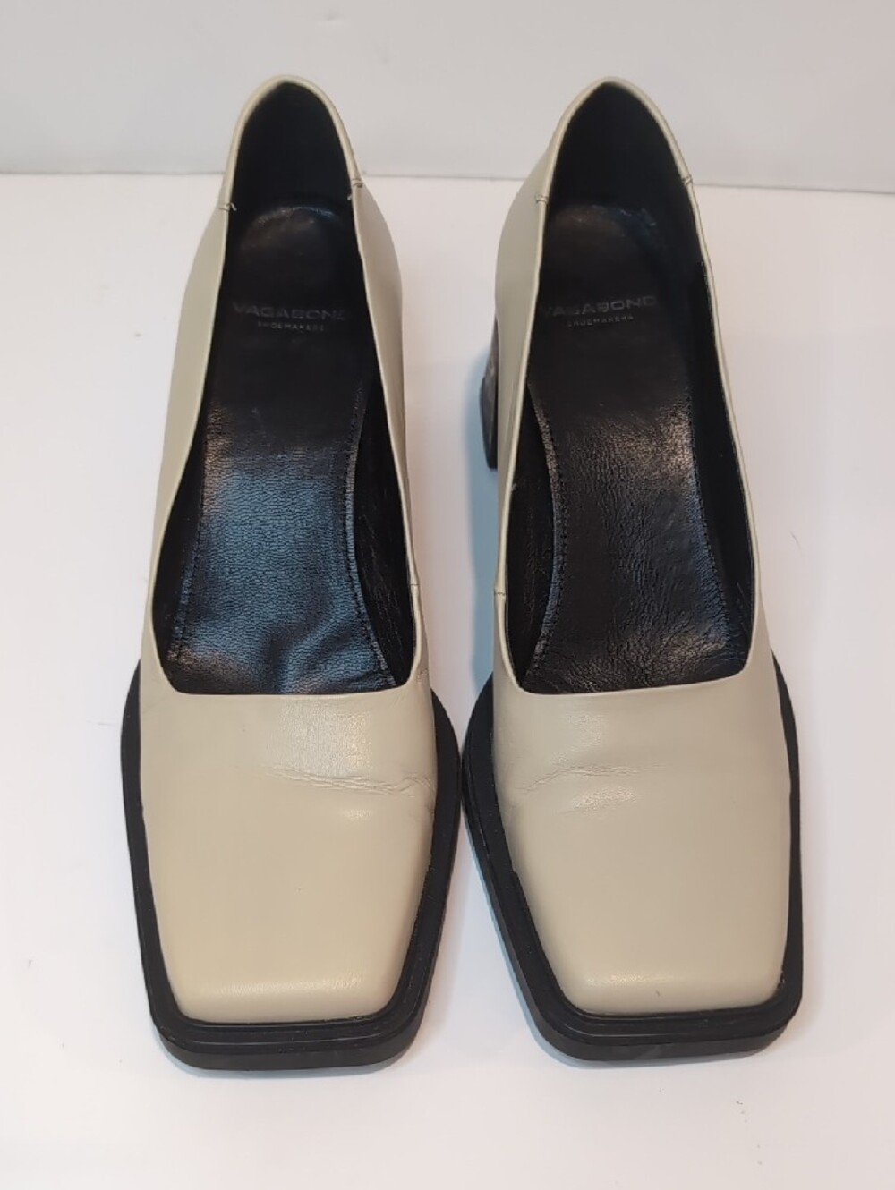 Vagabond Square-Toe Block Heel Pumps in Cream Edwina Size 8 - Picture 3 of 14